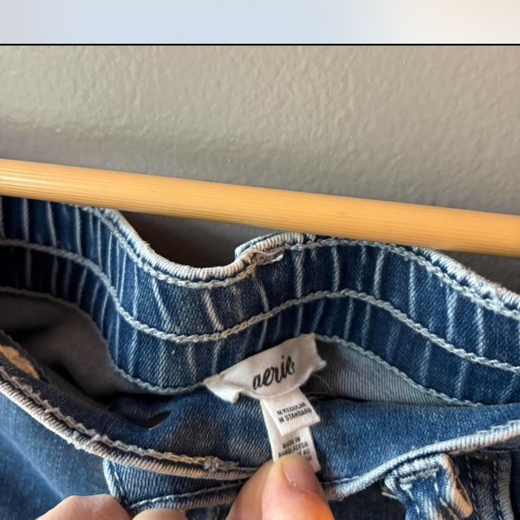 SOLD Aerie Highrise Flare Jeans - Picture 5 of 6